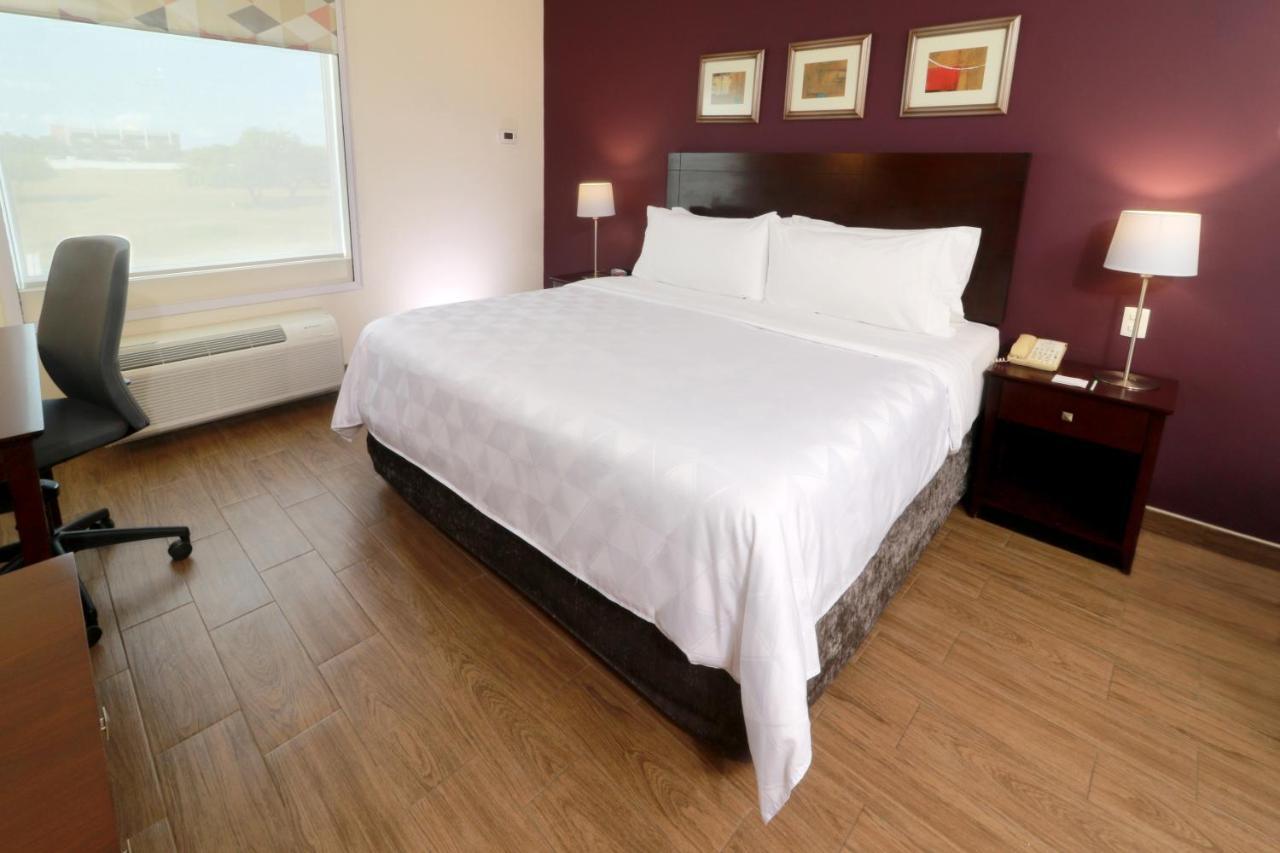 Holiday Inn Reynosa Industrial Poniente By Ihg Dış mekan fotoğraf