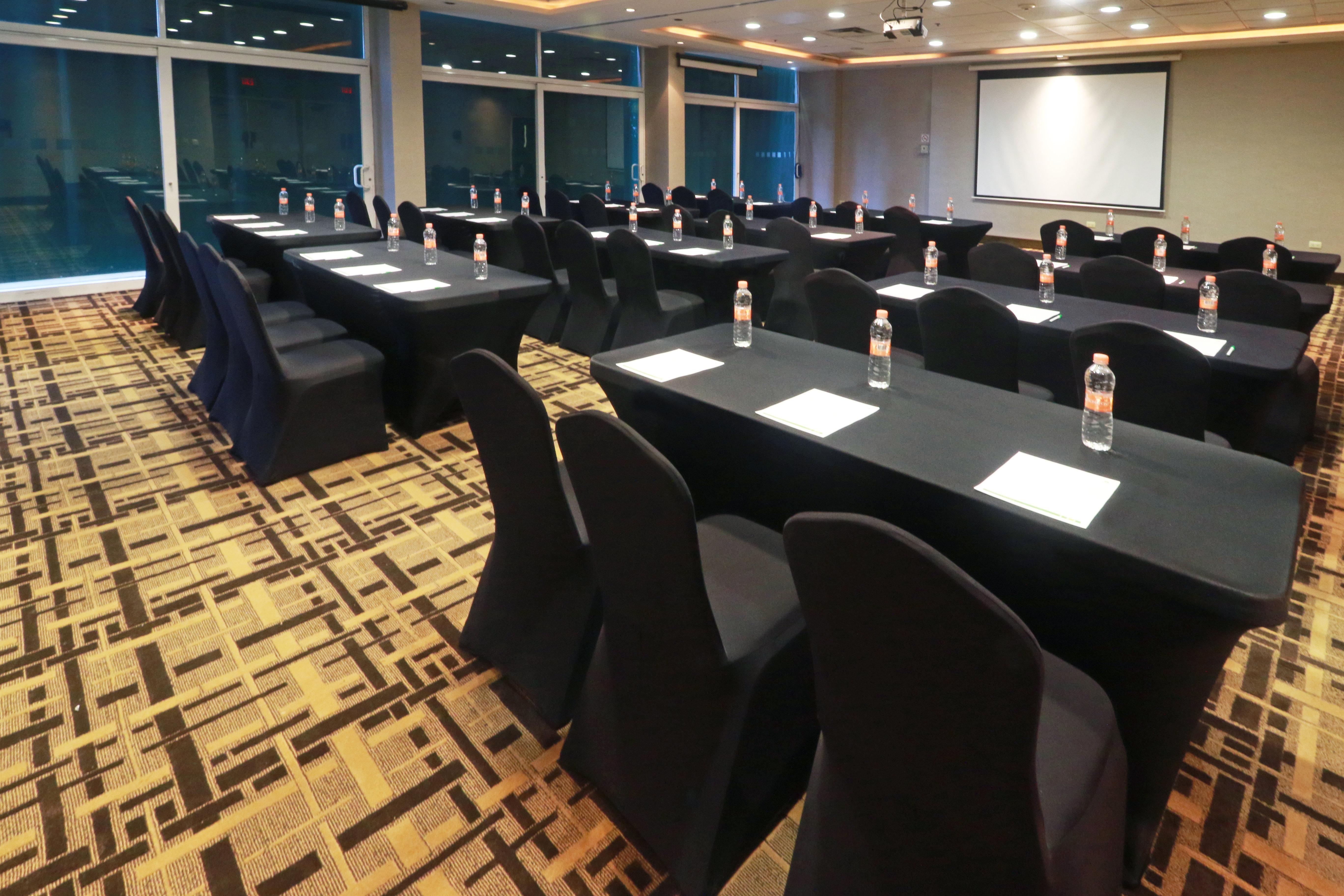 Holiday Inn Reynosa Industrial Poniente By Ihg Dış mekan fotoğraf